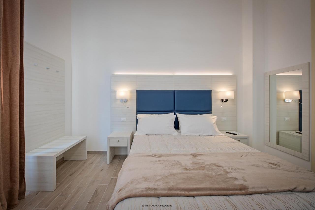 Hotiday Room Collection - Lecce Gianmarti Suite ภายนอก รูปภาพ
