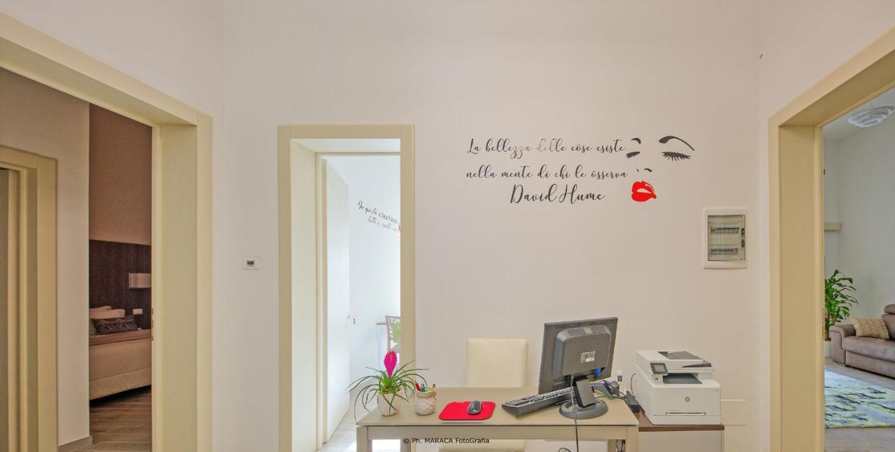 Hotiday Room Collection - Lecce Gianmarti Suite ภายนอก รูปภาพ